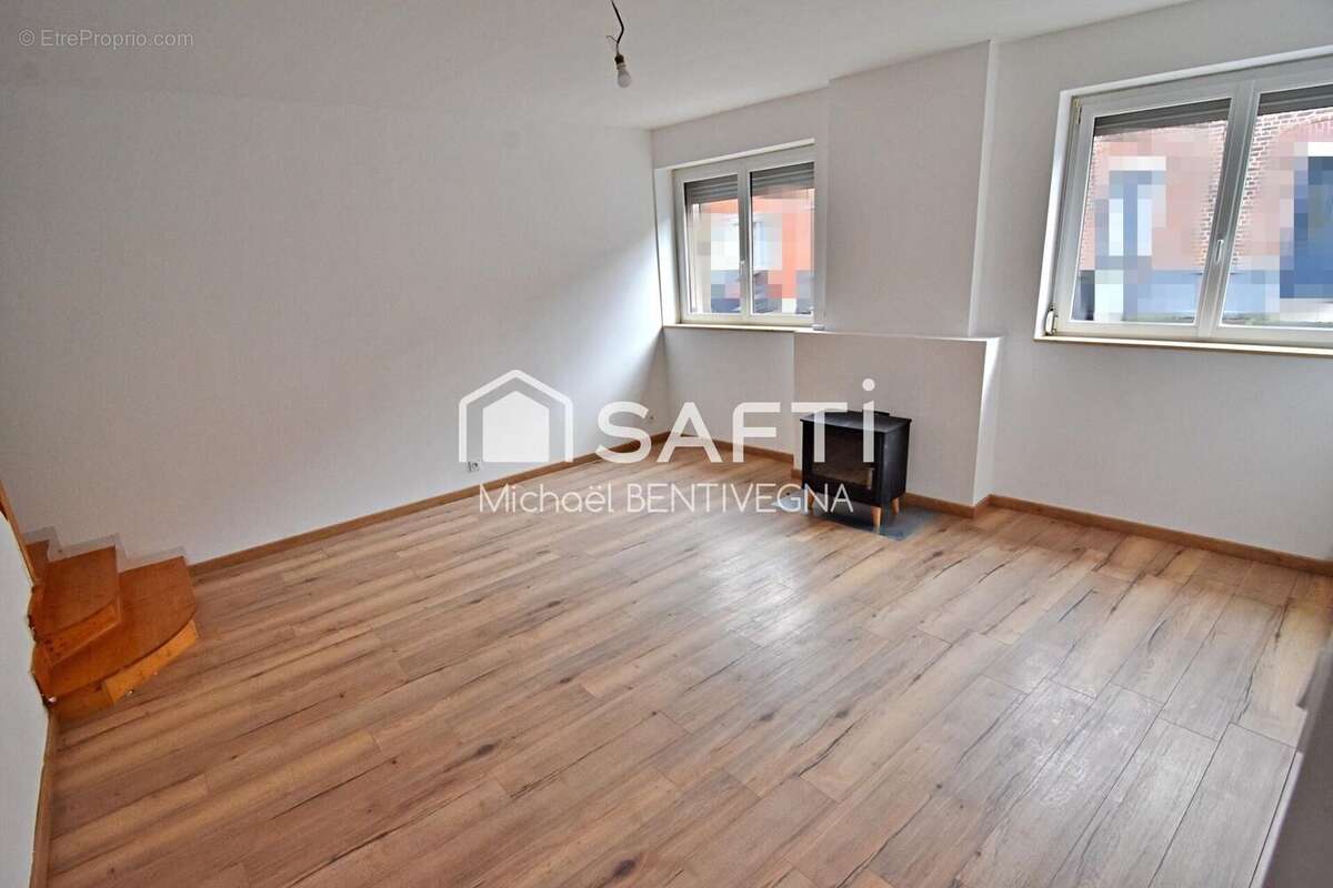 Photo 5 - Maison à MONCHECOURT