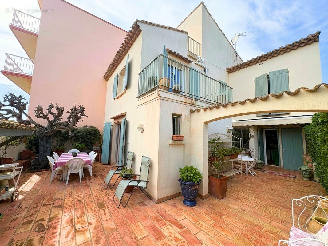 Maison à VALRAS-PLAGE