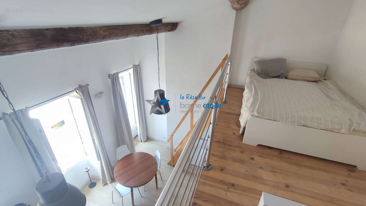 Appartement à MARSEILLE-6E