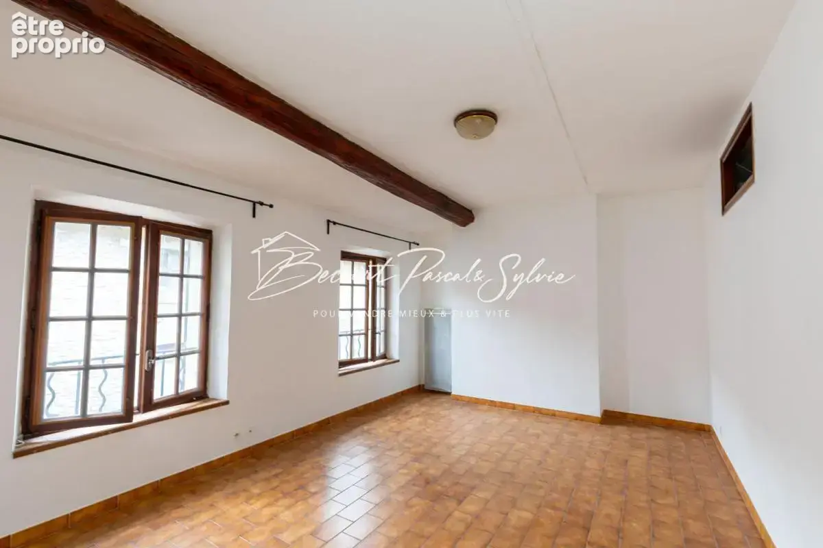 BAISSE DE PRIX - Immeuble de rapport  de 313 m2 avec commerce à Apt (84) - photo 15