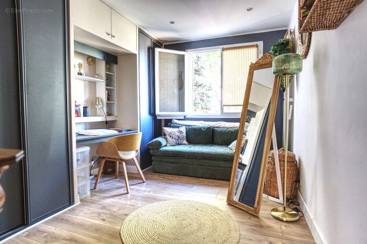 Appartement 4 pièces rénové à neuf. - photo 8
