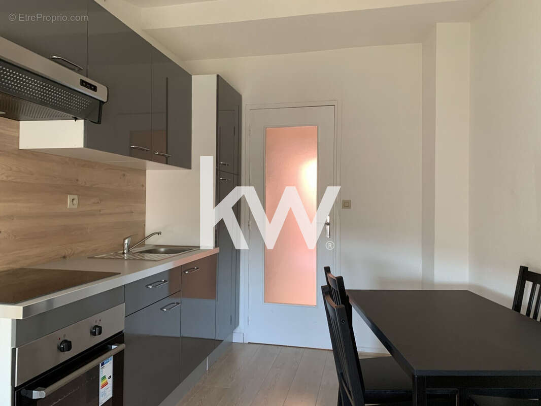 Appartement à SAINT-ETIENNE