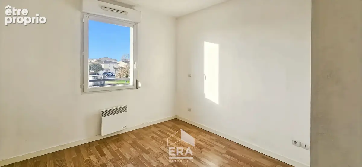 Appartement T2 de 40m² avec balcon de 6m² - exposé Sud - Parempuyre - Résidence avec piscine / Faibles charges - photo 4