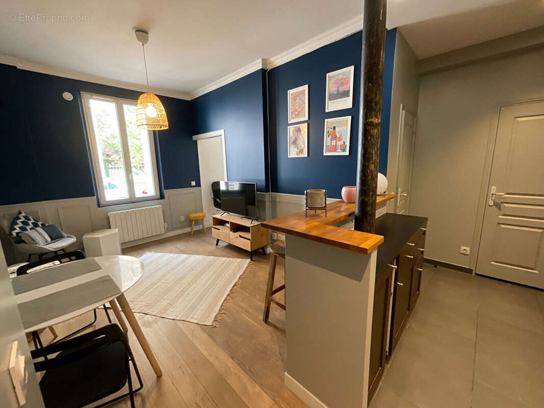 Appartement à CLICHY