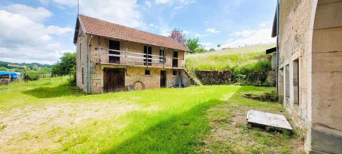 Maison à LUXEUIL-LES-BAINS
