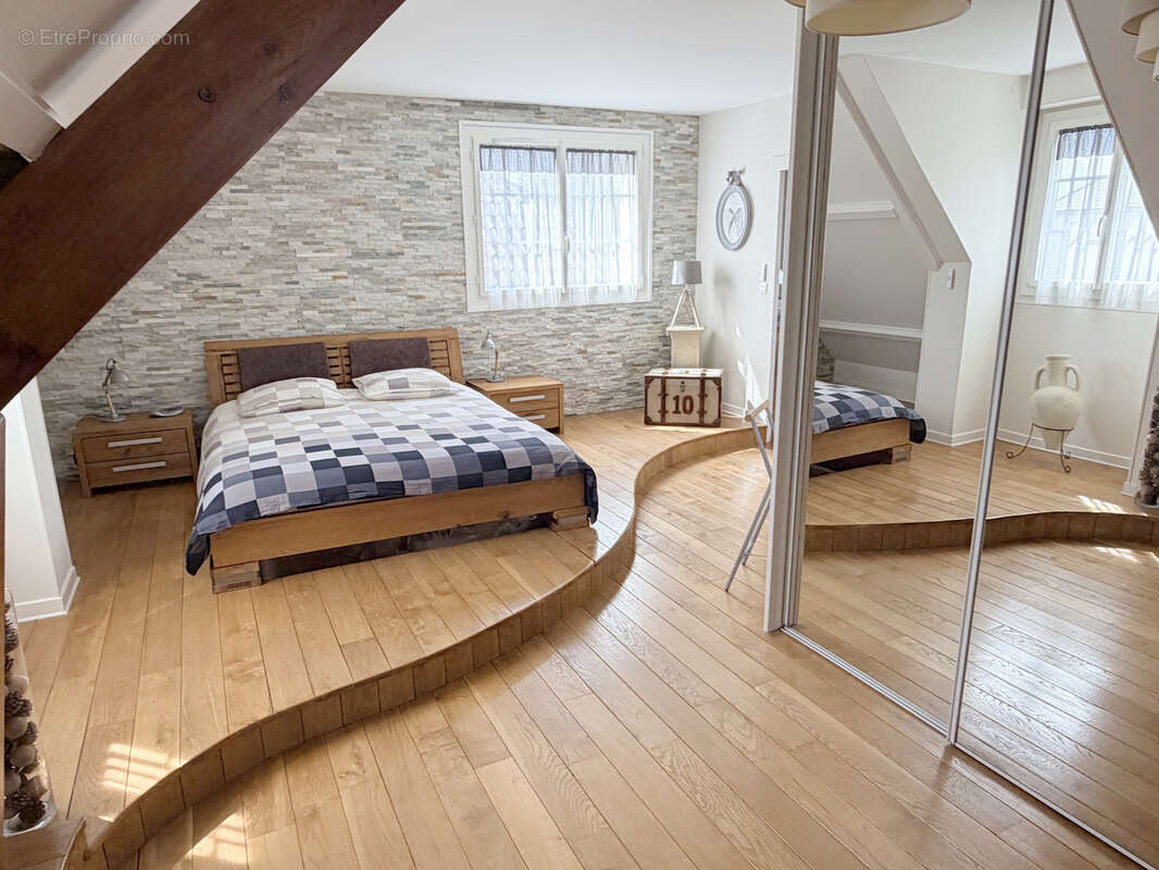 Maison spacieuse avec piscine - photo 10
