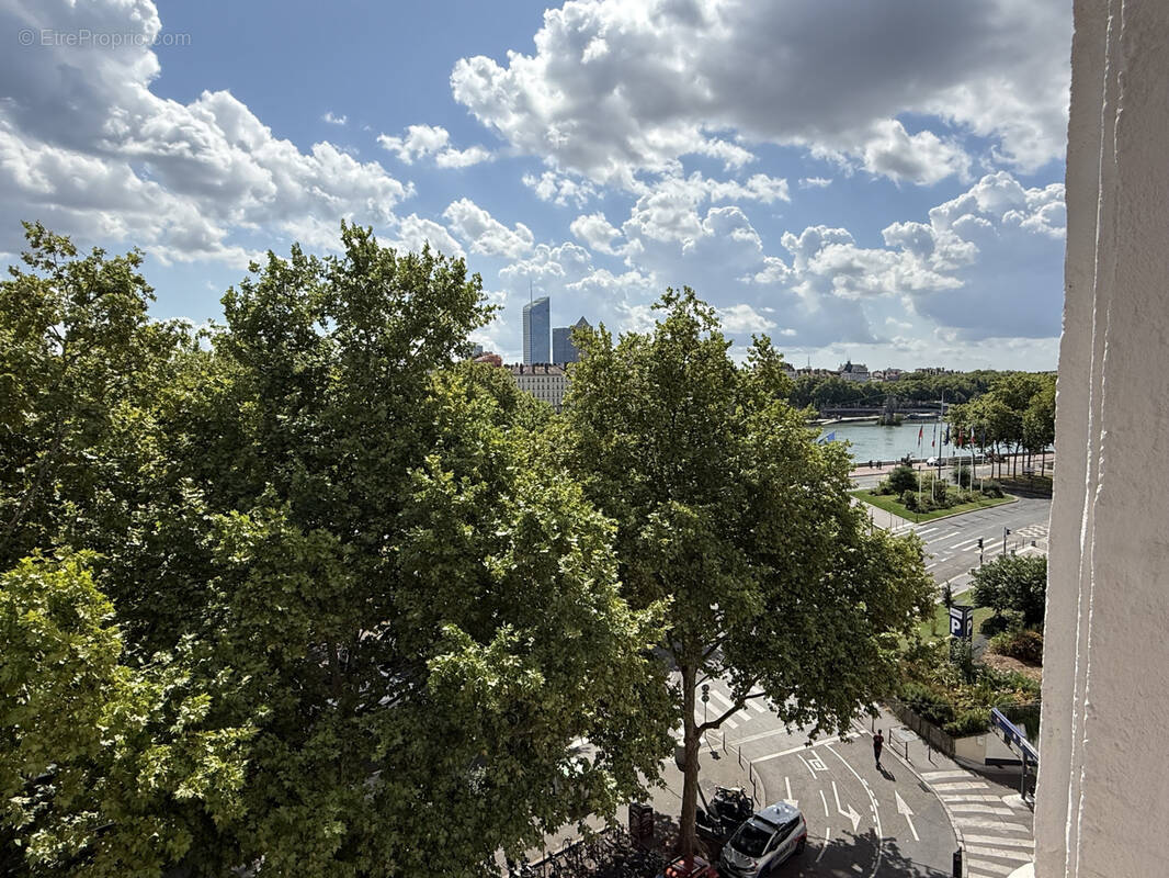 Appartement à LYON-1E