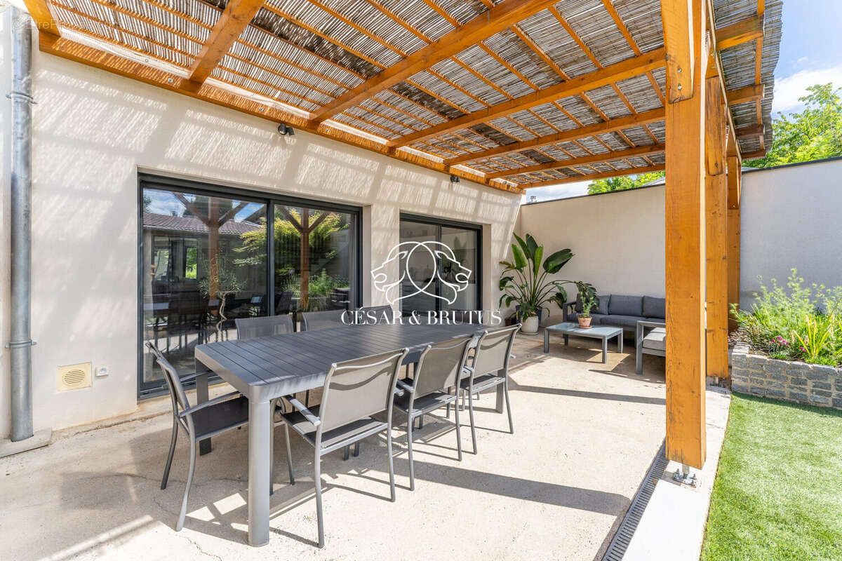 Maison 117 m² à Sathonay-Village  - photo 7