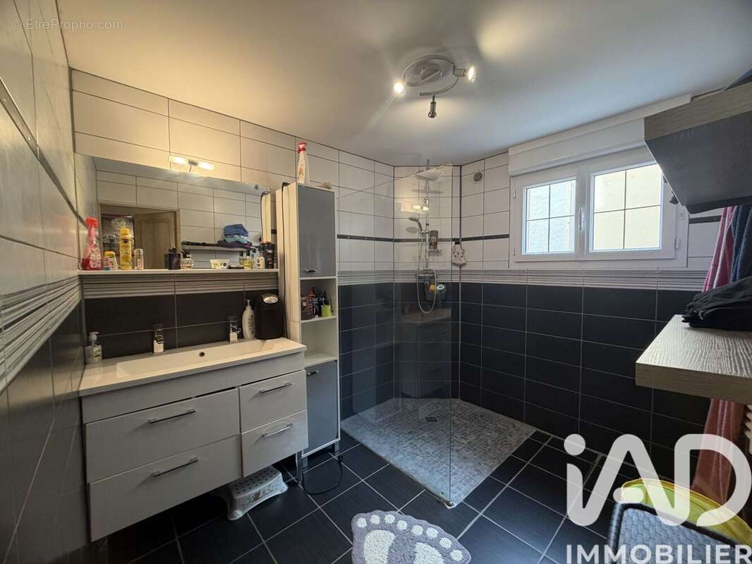 Maison 193 m² à Nully  - photo 6