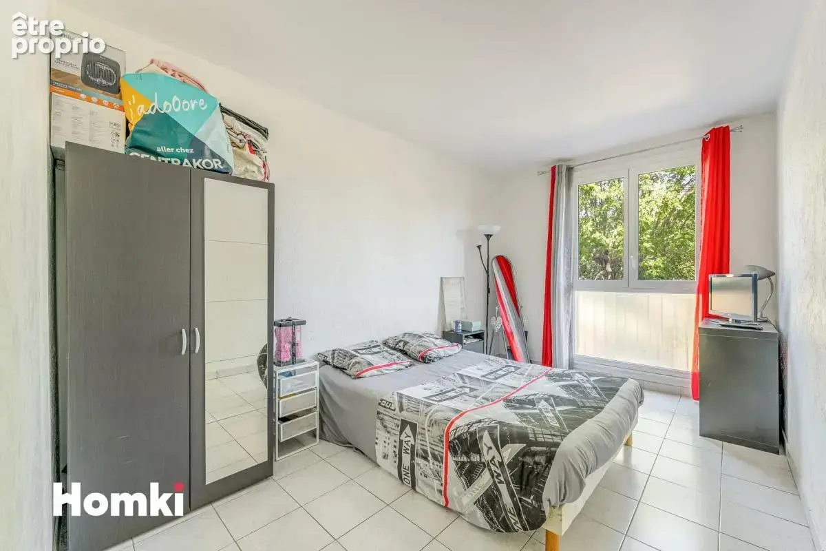 Appartement T3 de 70 m² à Marseille 13010, Chemin la Valbarelle À Saint-Marcel - photo 7