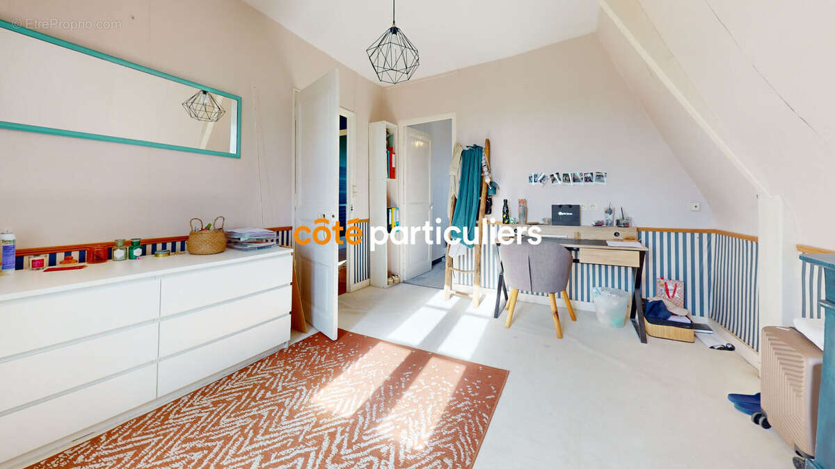 Maison à DONVILLE-LES-BAINS