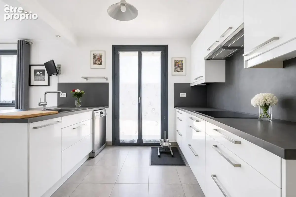 Maison de 5 pièces de 123 m² située à Lisses - photo 7