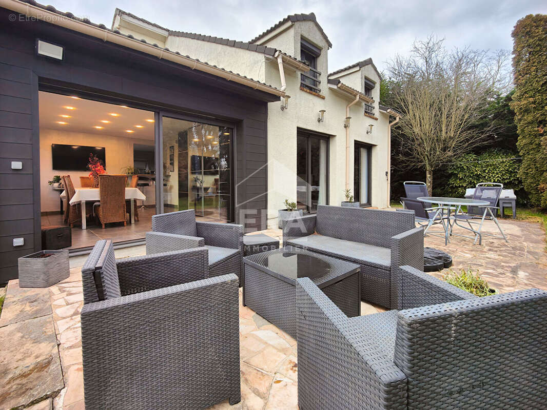 Maison 161m² à crespières - photo 4