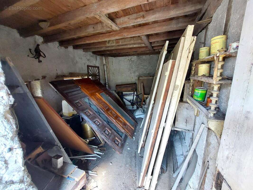 20250402115218 - Maison à SAINT-MARTORY