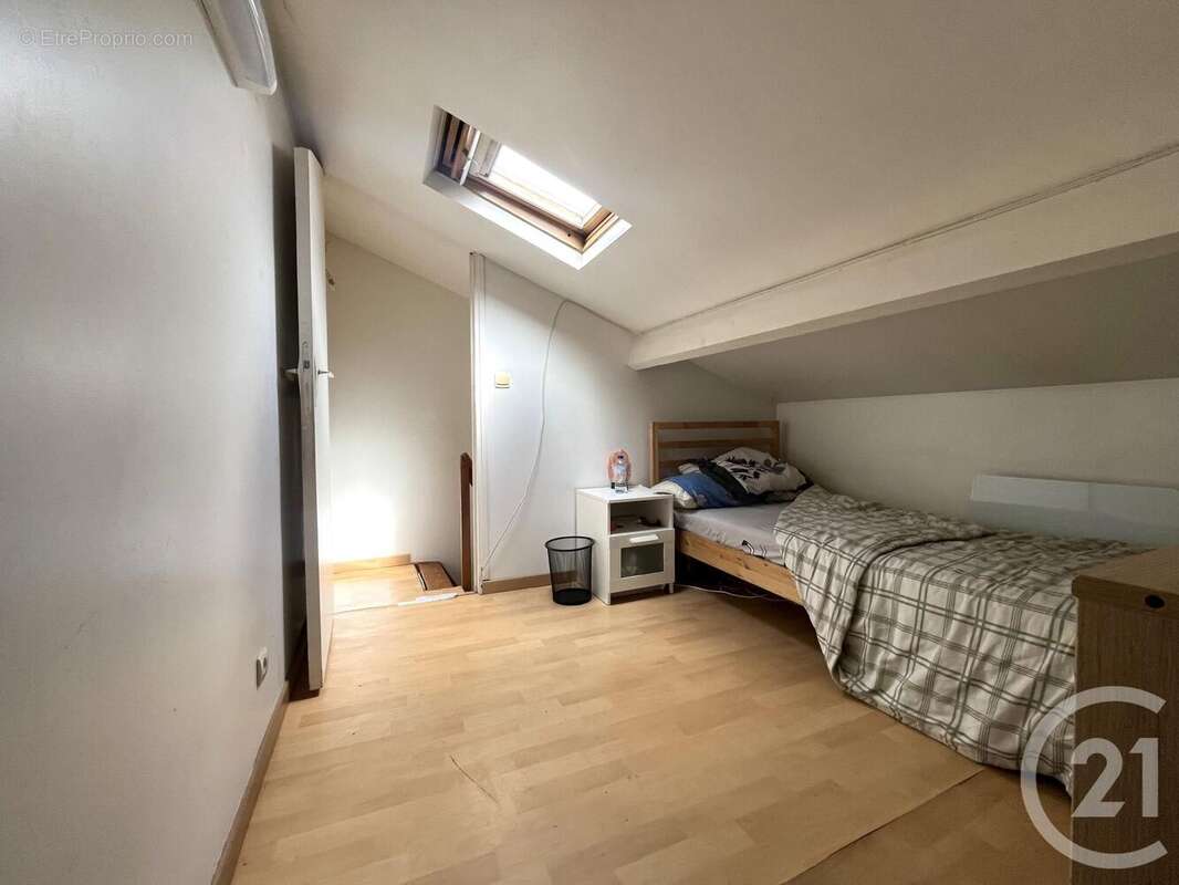 Appartement à SAINT-MAUR-DES-FOSSES