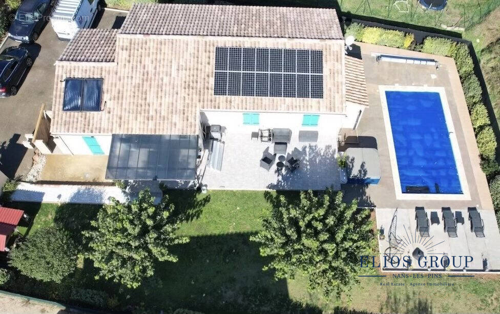 Maison à NANS-LES-PINS