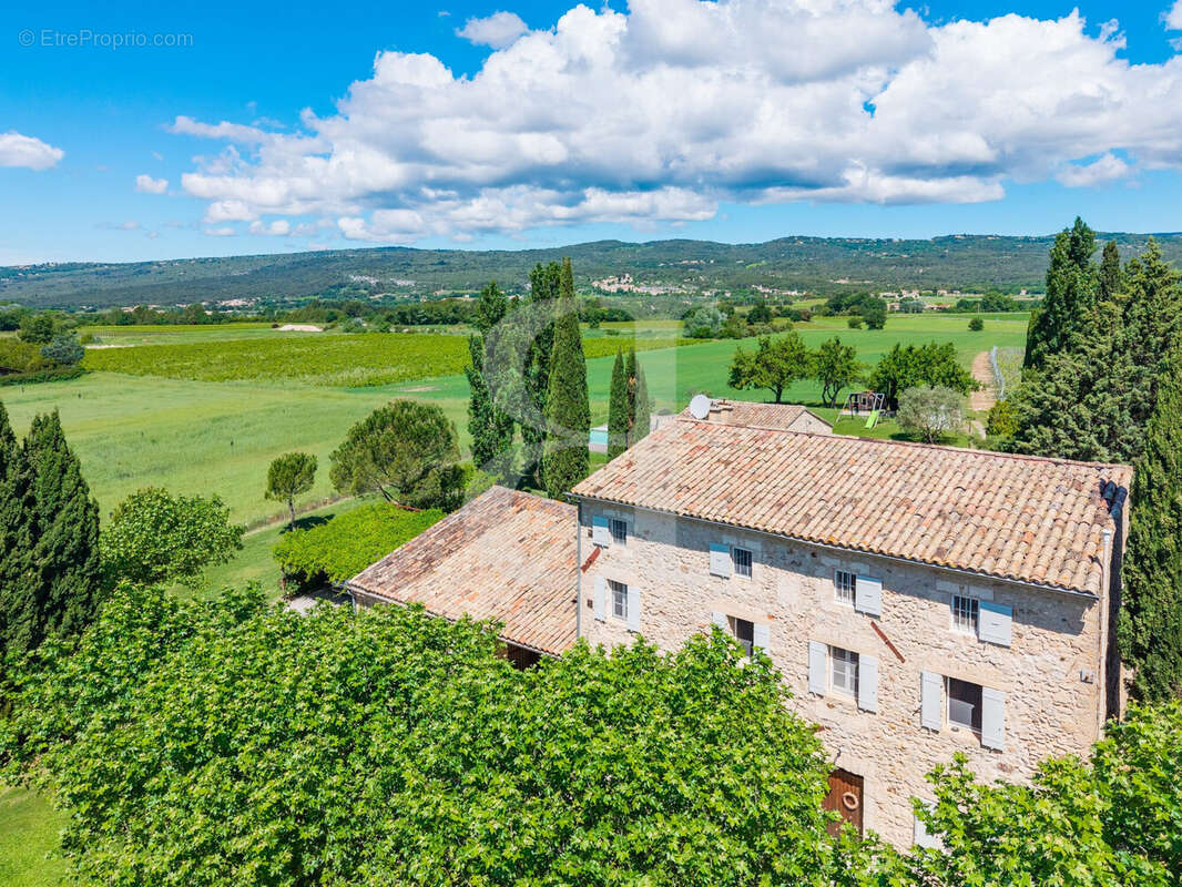 Maison à GORDES