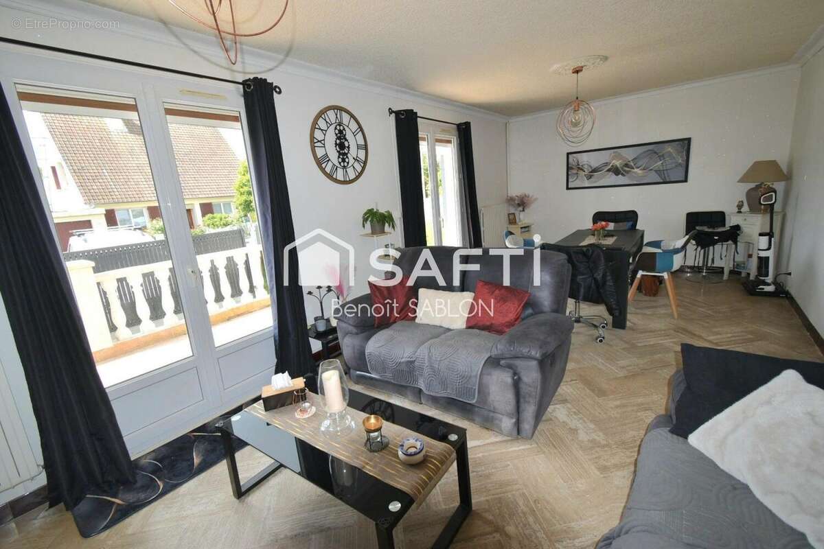 Photo 3 - Maison à LA CERLANGUE