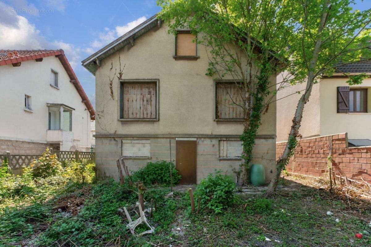 Maison à LIVRY-GARGAN