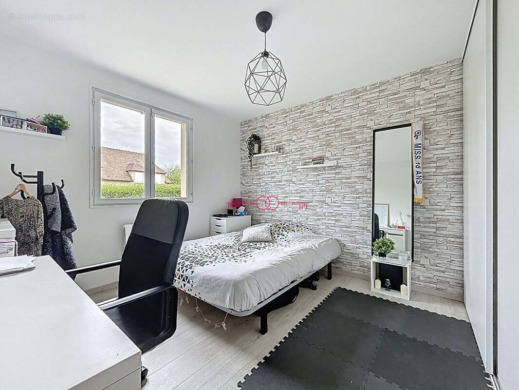 Maison à VILLE-EN-SELVE