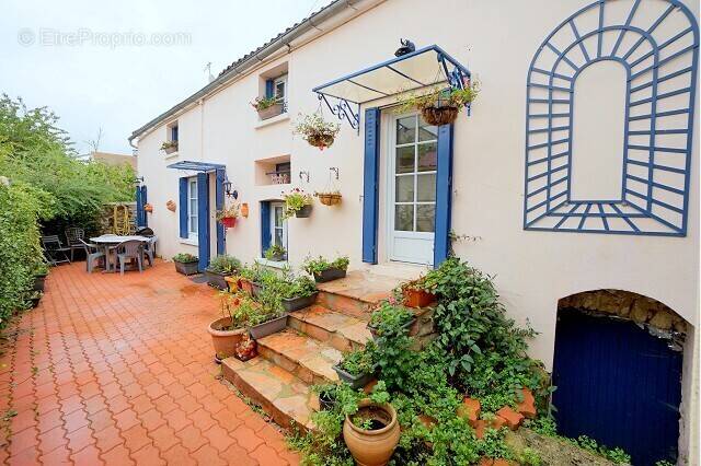 Maison à MEZIERES-SUR-SEINE