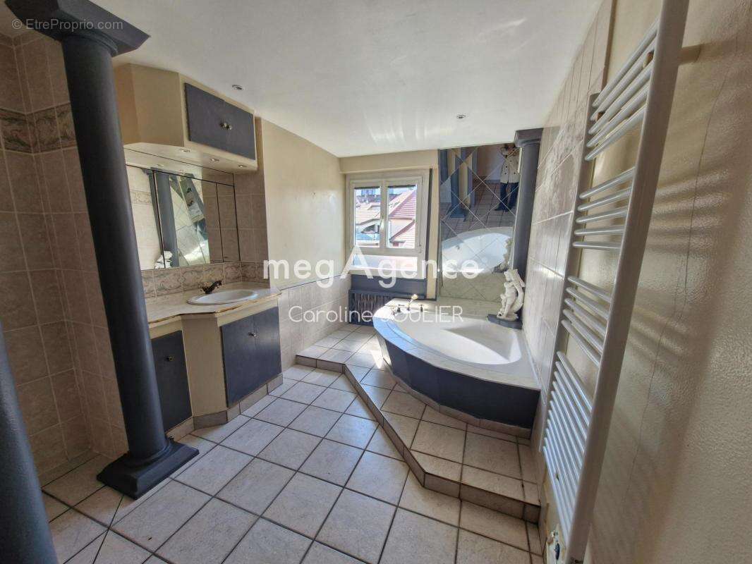 Appartement à EVIAN-LES-BAINS