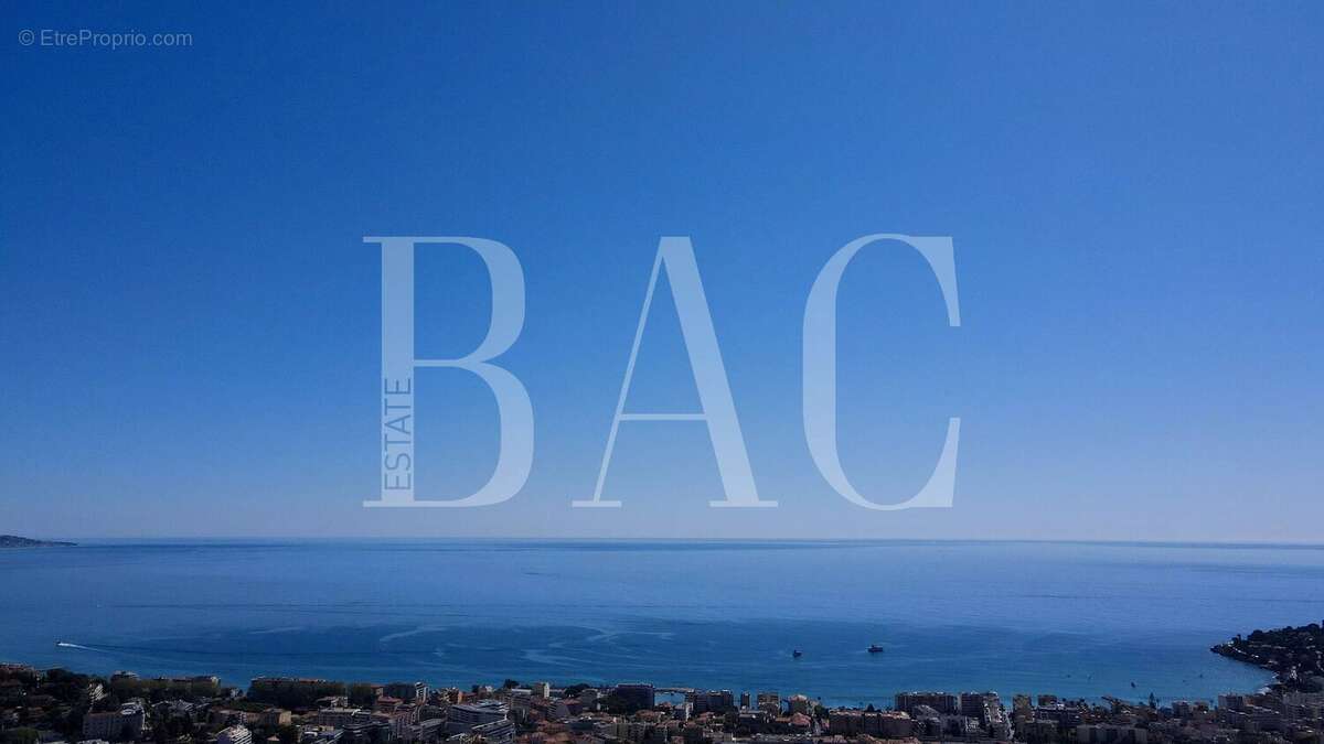 Maison à ROQUEBRUNE-CAP-MARTIN