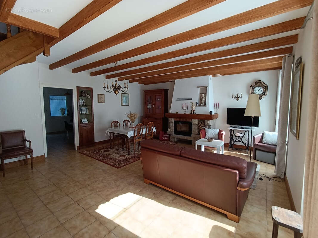 Maison à CREHEN