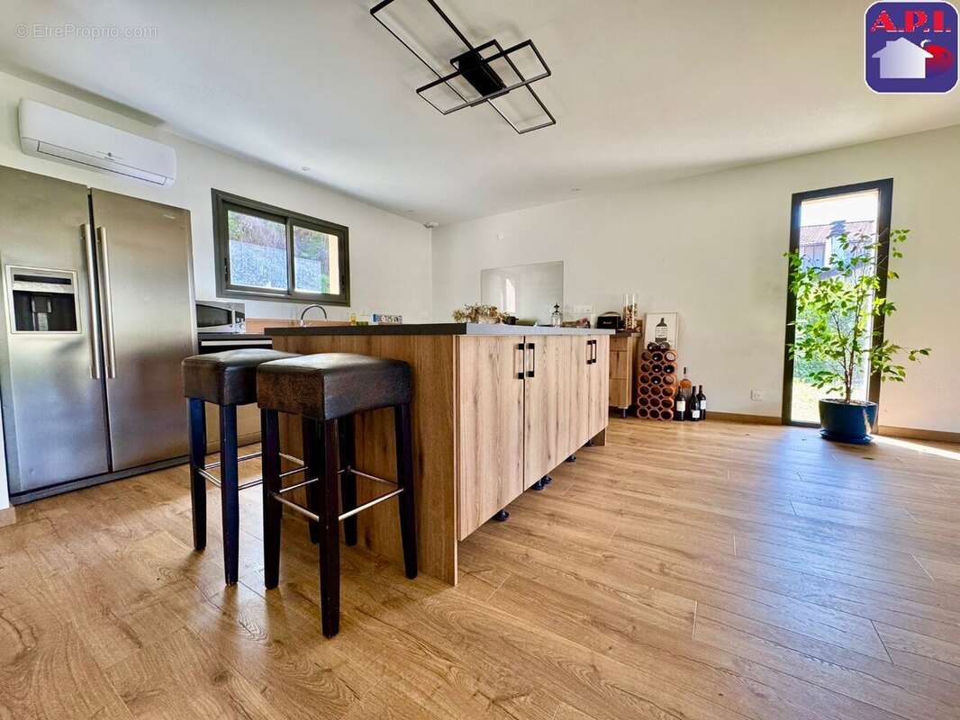 Maison à MERCUS-GARRABET