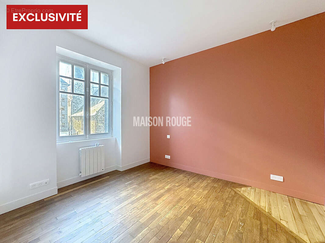 Maison à SAINT-SULIAC