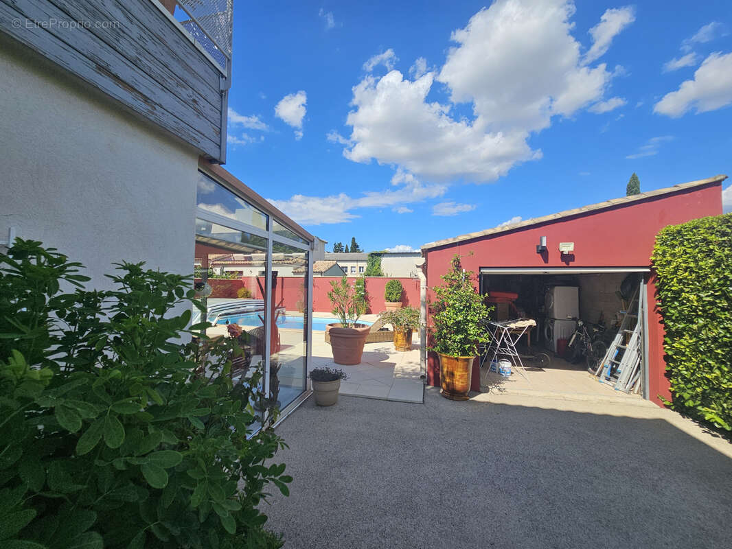 Grande maison composée de 2 appartements - 34400 - Lunel - photo 4