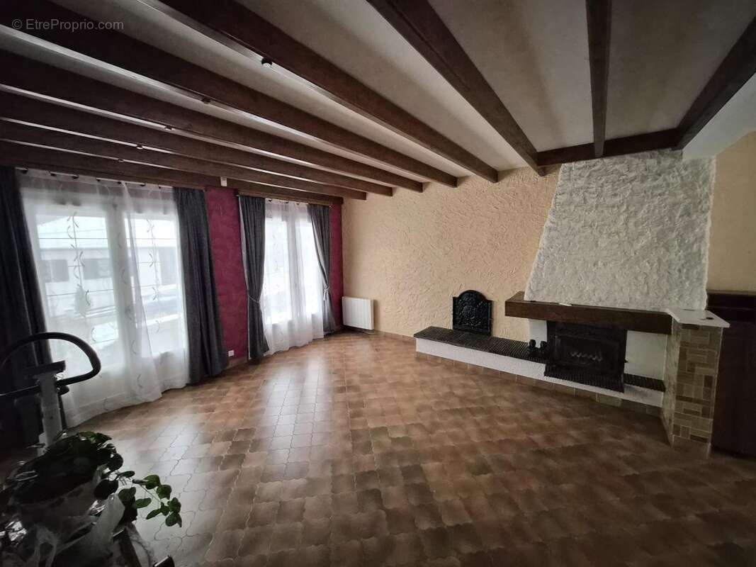 Maison à NORROY-LES-PONT-A-MOUSSON