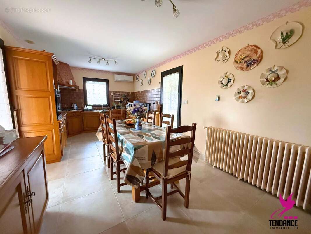 Maison à LARRA