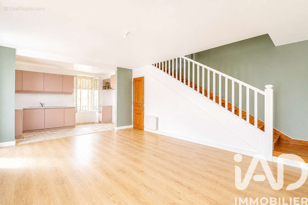 Maison 92 m² à Chantilly  - photo 3