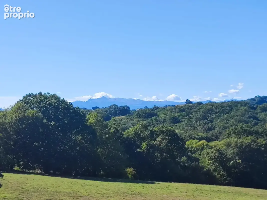 Ferme du XVIIIe siècle avec 16 hectares de terrain - photo 2