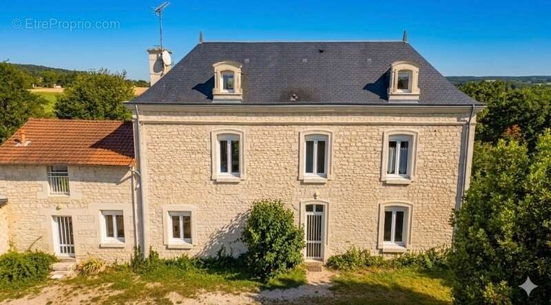 Maison à ANTRAN