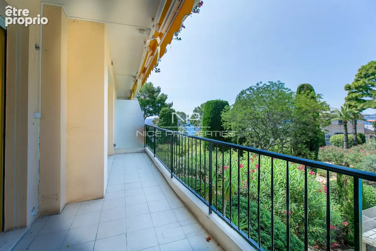 CAP D'AIL : Appartement 3 pièces avec terrasses, à rénover, dans résidence avec piscine et gardien - photo 6