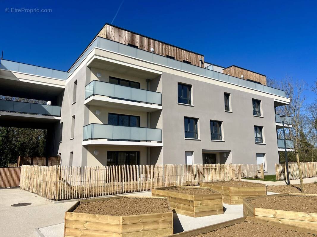 Appartement à VERSON