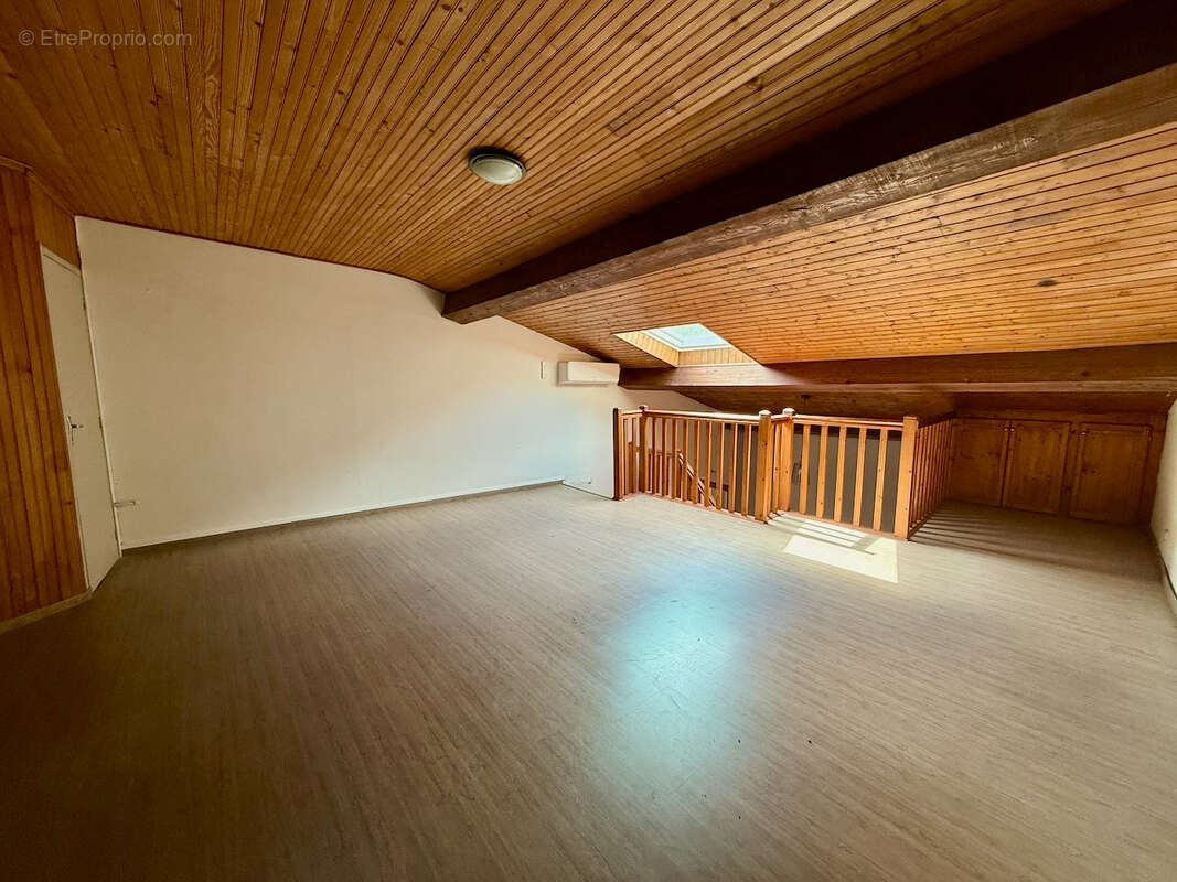 Appartement à CANCON