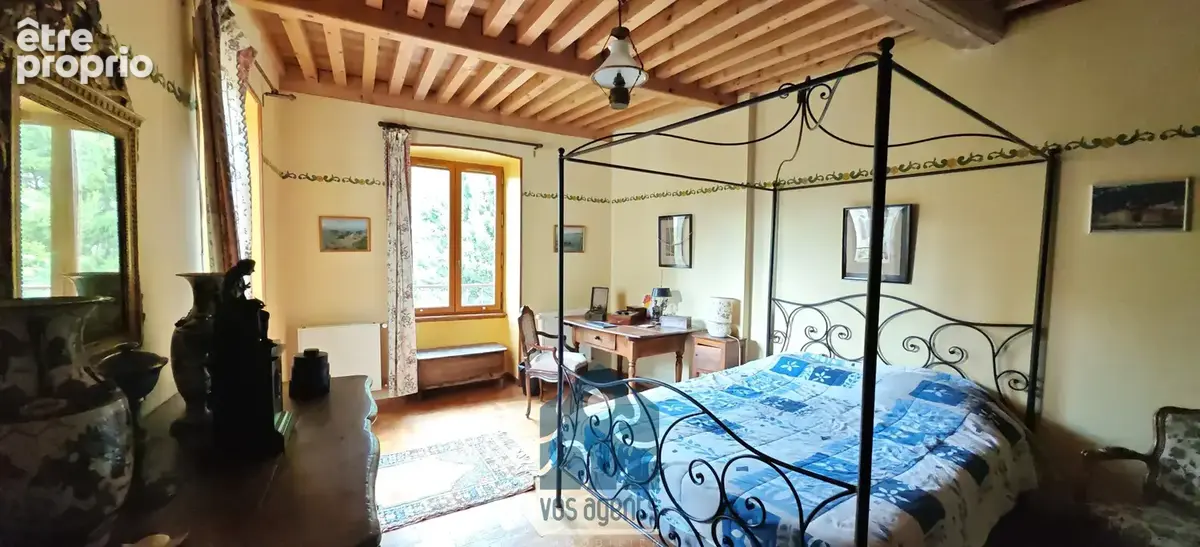 Authezat, Ancien Presbytère 250m2 sur un terrain de 250m2. - photo 10
