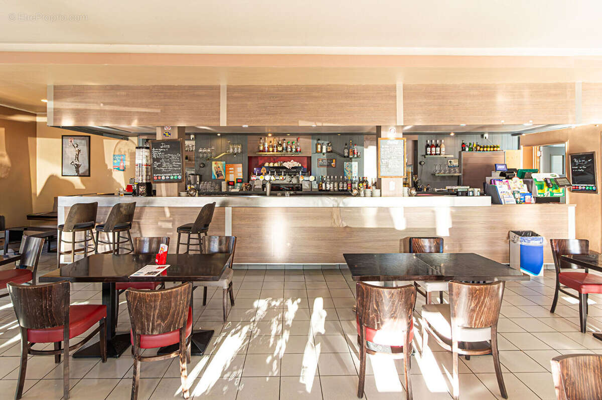 Commerce à AIX-EN-PROVENCE