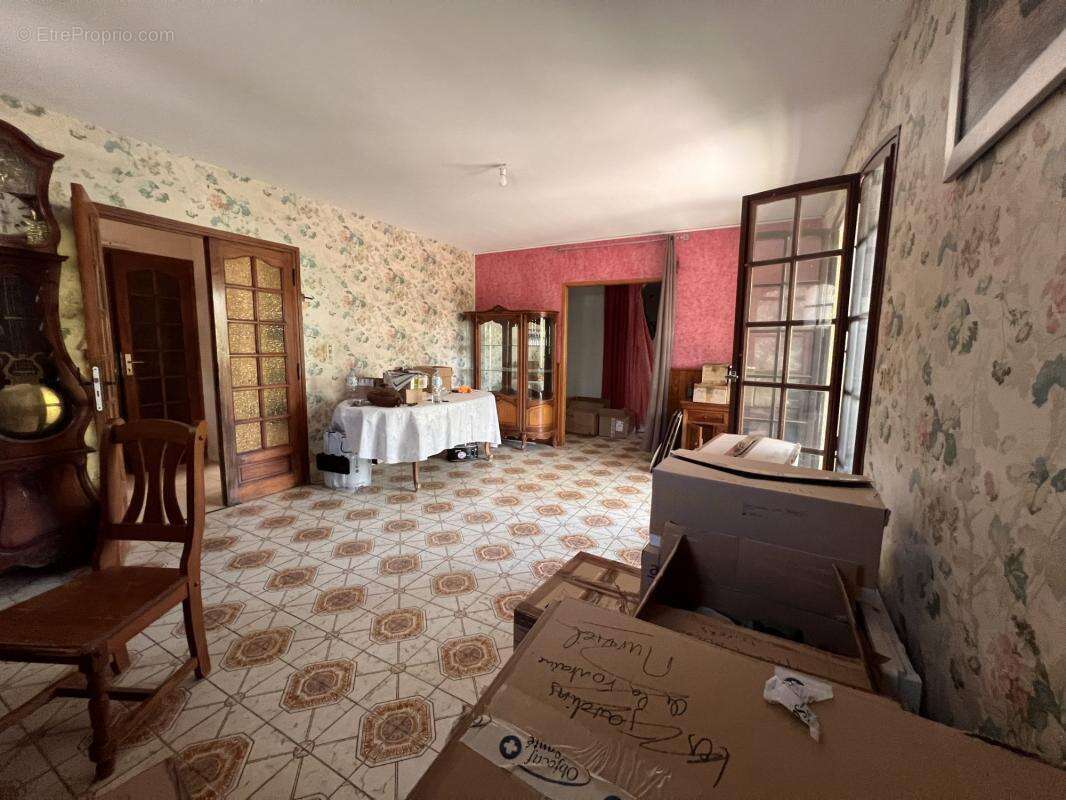 Maison à COURNONSEC