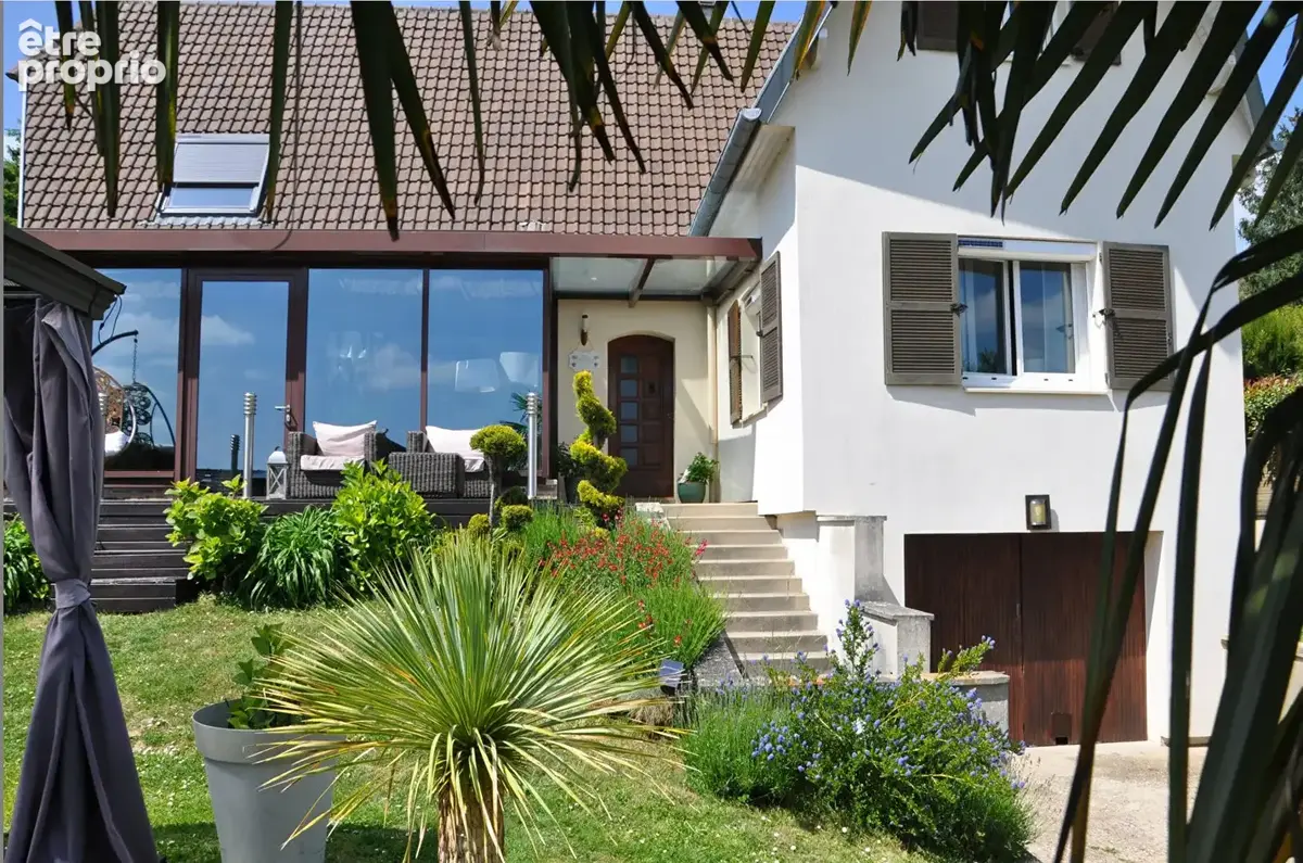 Maison à FEUCHEROLLES