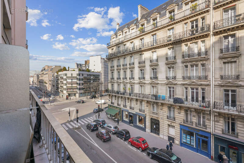 Appartement Paris 3 pièce(s) - photo 11