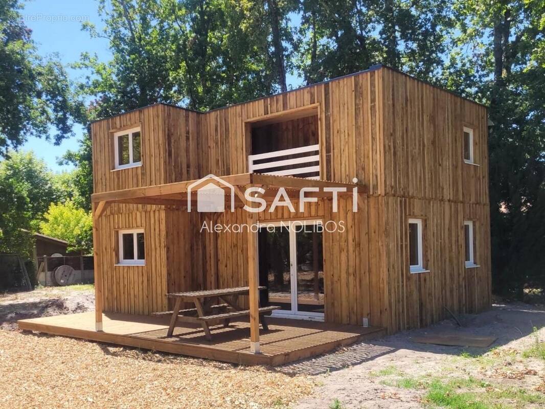 Photo 1 - Maison à ARES