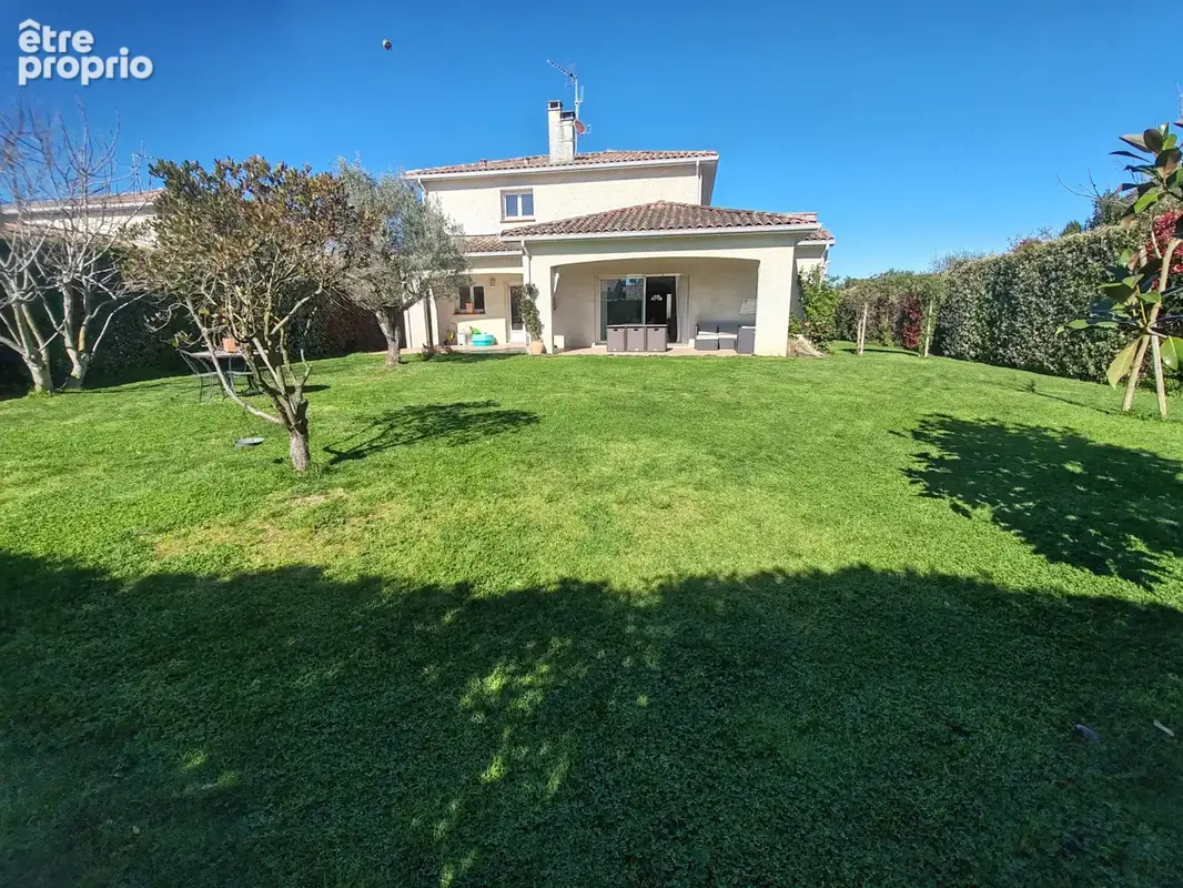Toulouse Saint-Simon   Belle maison T6 de 2007, 192 m2, jardin arboré, terrain piscinable - photo 19