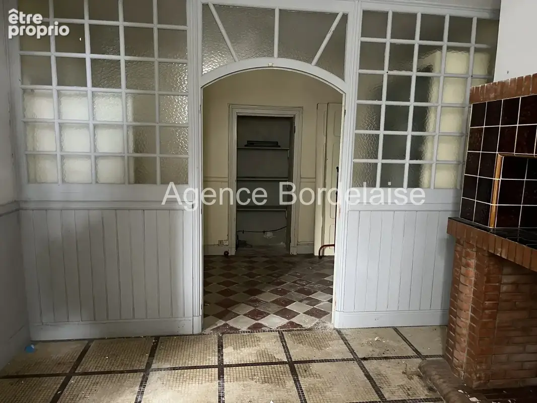 Maison 260 m² à Soulignac  - photo 6