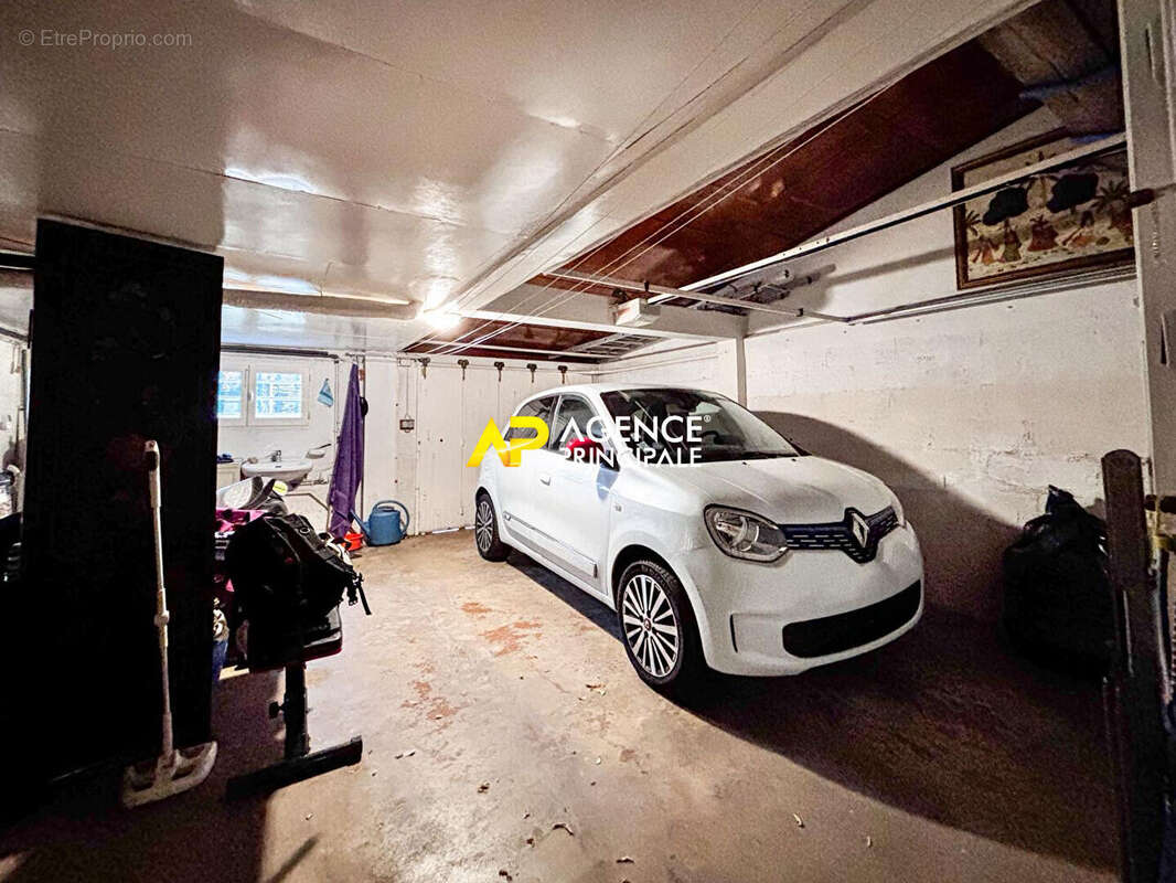 Maison à SARTROUVILLE