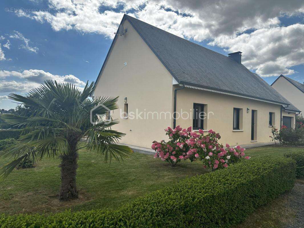 Maison à TESSY-SUR-VIRE