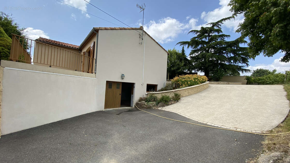 Maison à CHEFFOIS